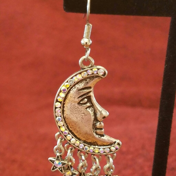 Earrings - Picture 6 of 6